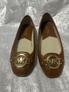 MICHAEL Michael Kors Tan Leather MK Logo Loafers